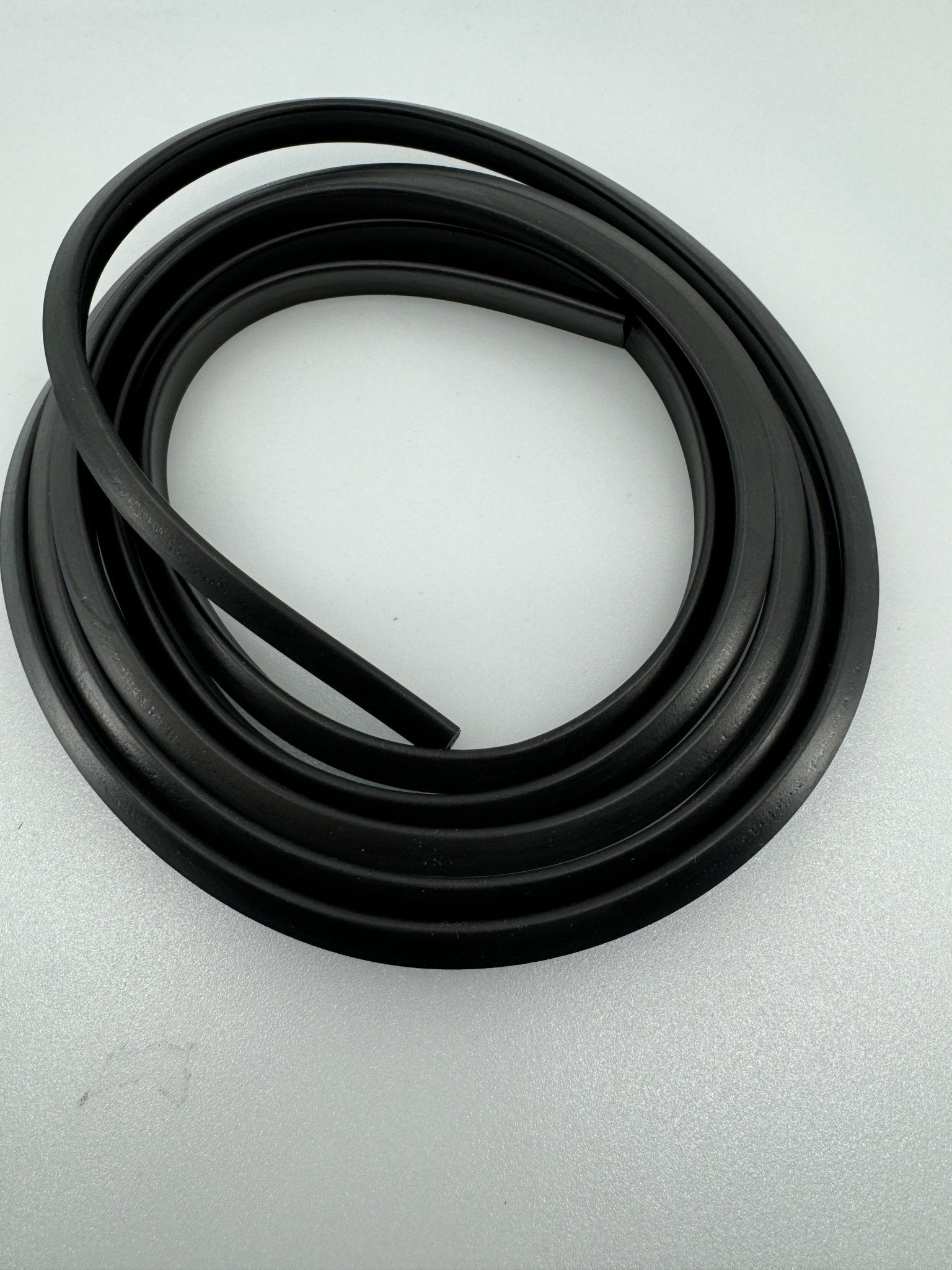 Rubber Panel Retainer Seal for Clicky Clack Door Trident / 2.4 and 2020 Extrusions